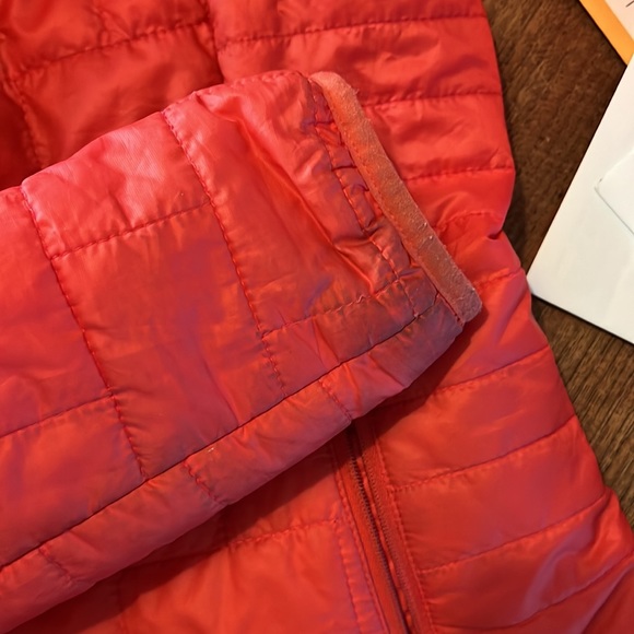 Patagonia nano puff lightly worn - Picture 3 of 4